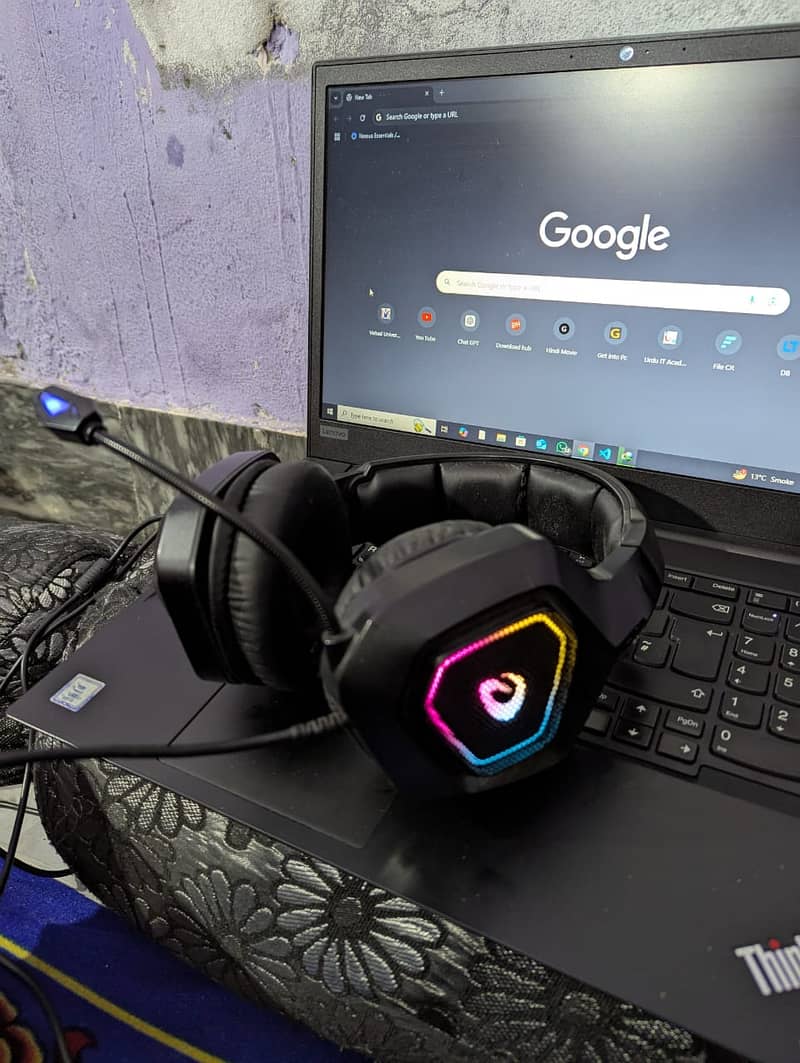 DAREU Gaming headphone with RGB Lighting 1