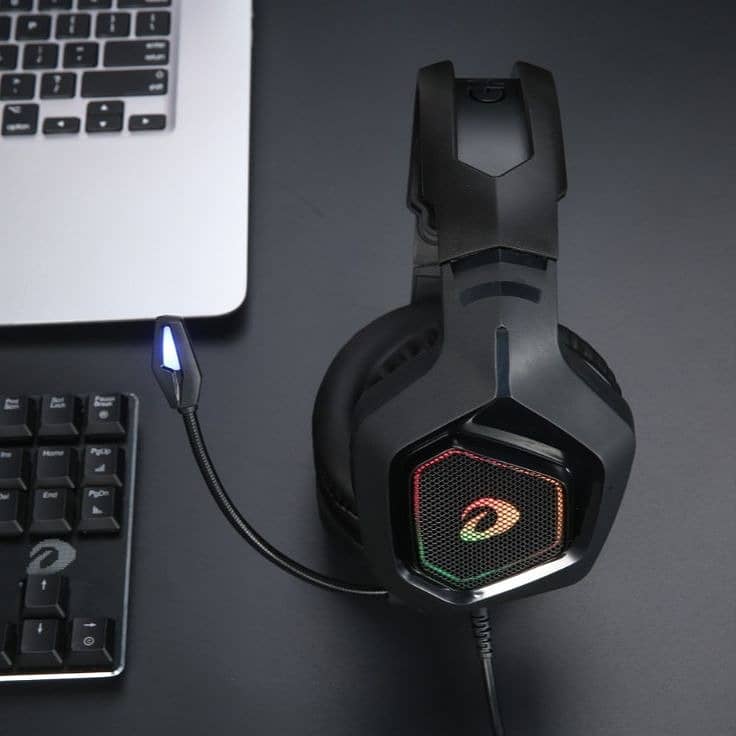 DAREU Gaming headphone with RGB Lighting 4