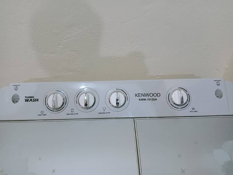 Kenwood KWM 1012SA semi Automatic 1