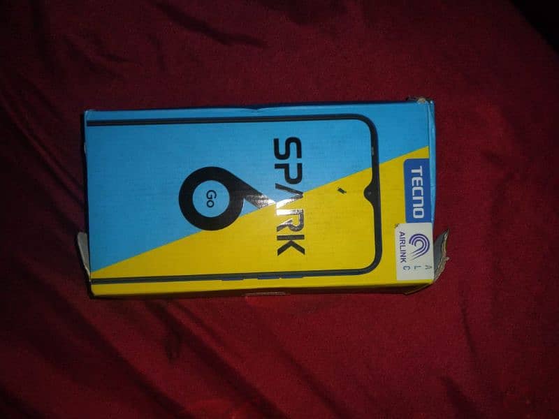 Tecno spark 6Go 4GB RAM & 64GB ROM 9