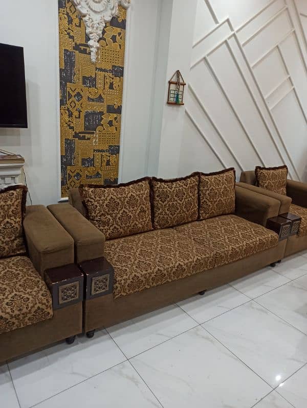 Wooden Sofa Set with Comfy cushions. 1