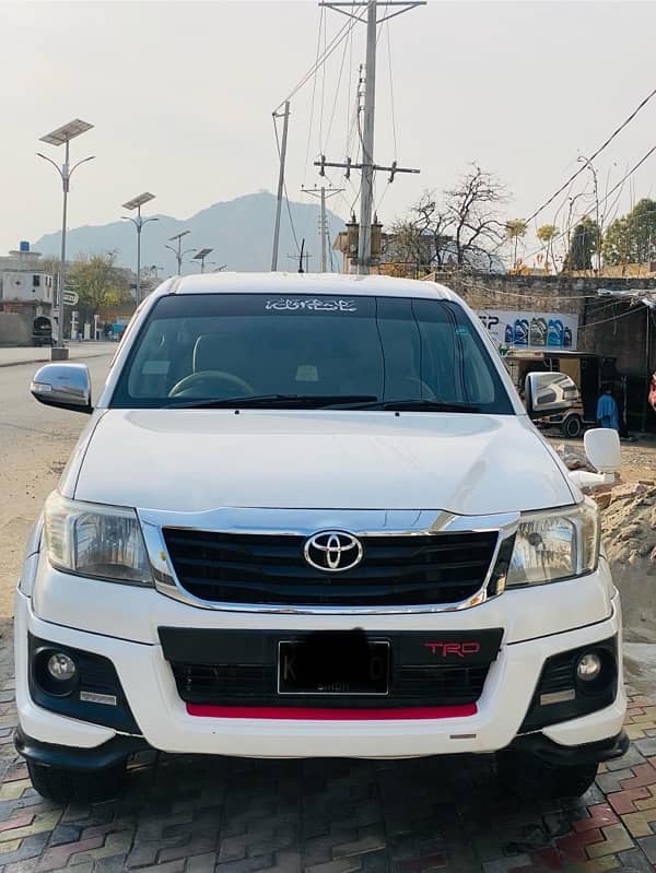 Toyota Hilux 2016 0