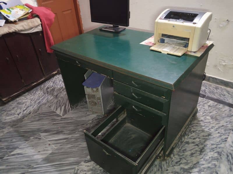 Best Quality Table for sale 10