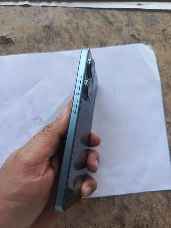 MI note 13 pro 12 GB RAM 512gb memory 3