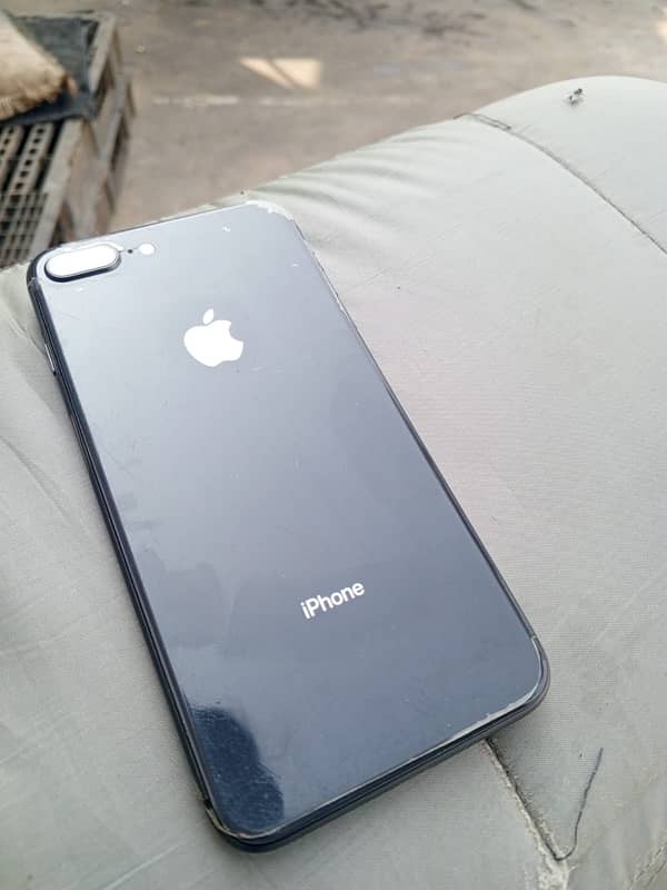 iPhone 8 plus 1