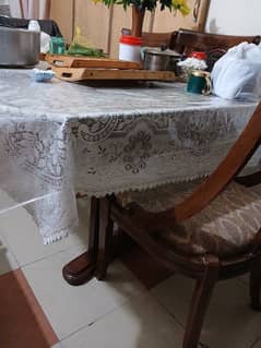 Dinning table for sale