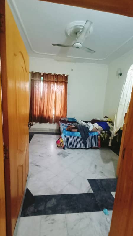 Mustafa Town : 10 Marla Upper Portion For Rent 0