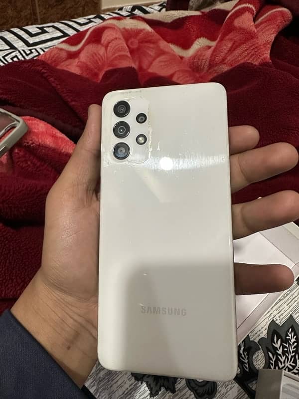 Samsung A32 6/128 wth box and charger 0