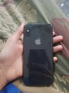 I AM SELLING MY PHONE IPHONE X