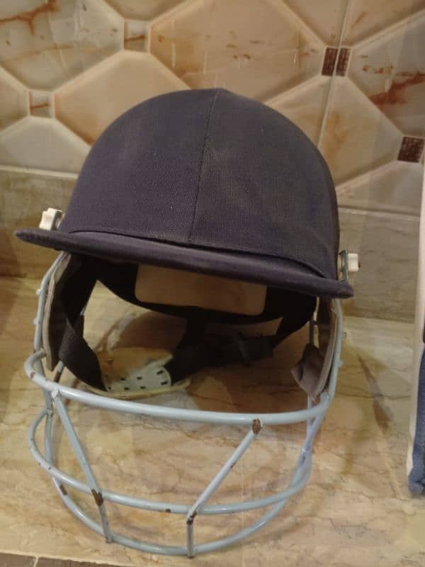 USED CRICKET KIT BAG 4