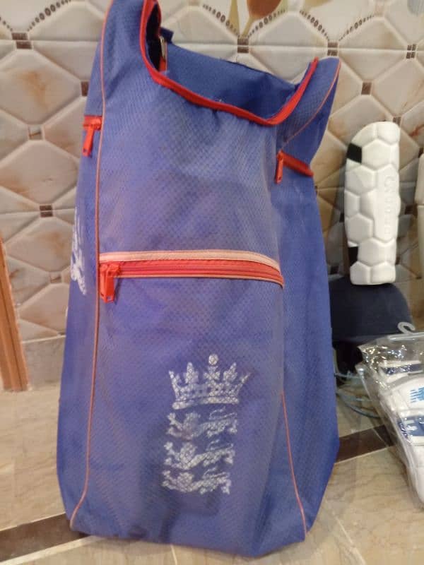 USED CRICKET KIT BAG 6