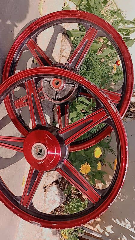 CD 70 Tyre Rim in beautiful looks and good styles condition 0
