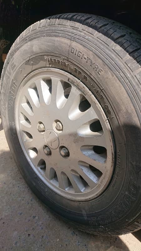 HONDA CIVIC 1990 MODEL RIMS 3