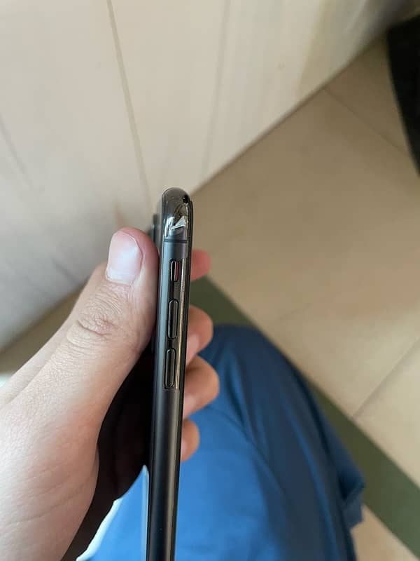 I phone xs max 6