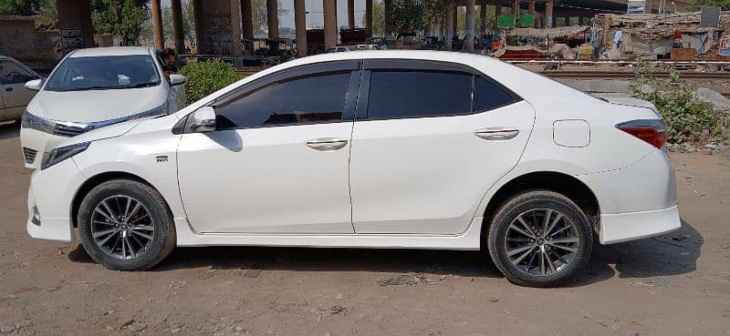 Toyota Corolla Altis 2021 3