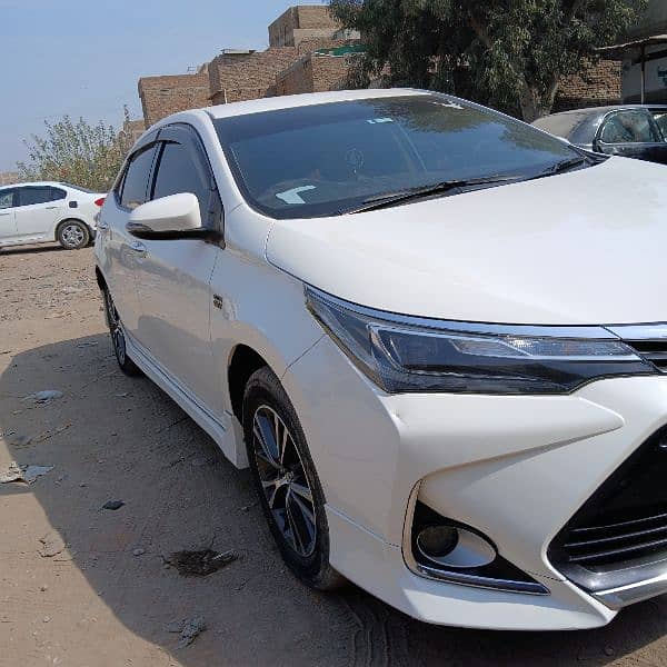 Toyota Corolla Altis 2021 4