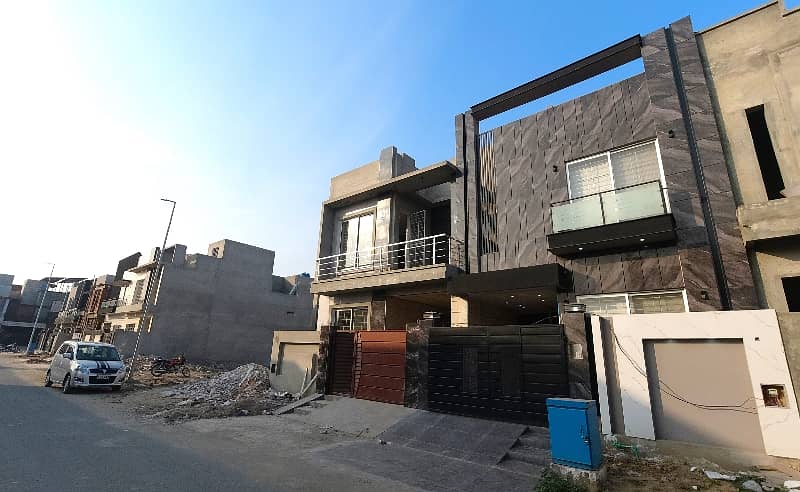 5 Marla Brand New Modern Design House For Sale At Paragon City Lahore 3