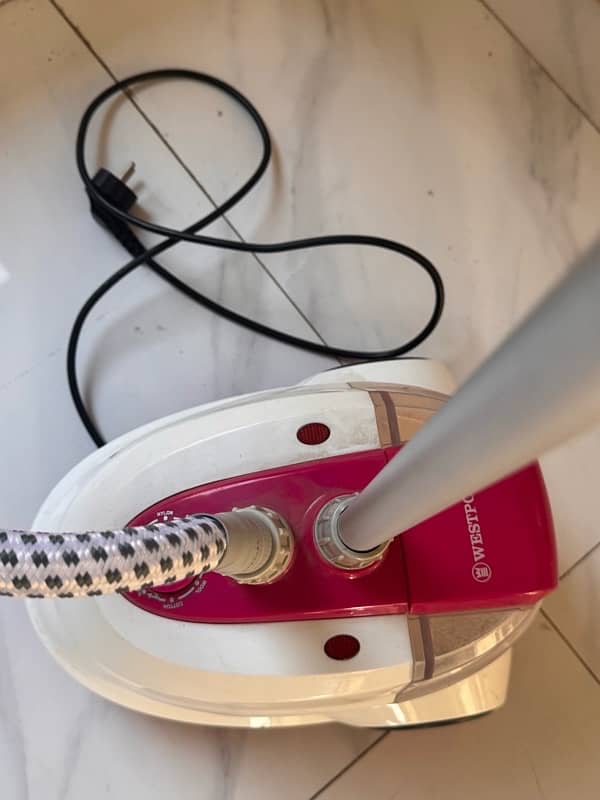 Garment Steamer 4