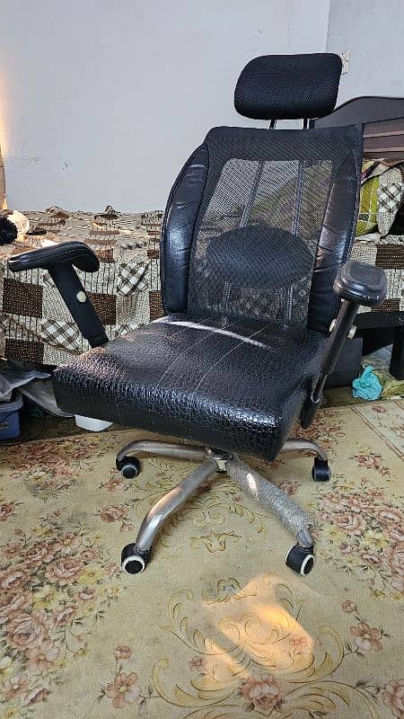 Computer chair 0