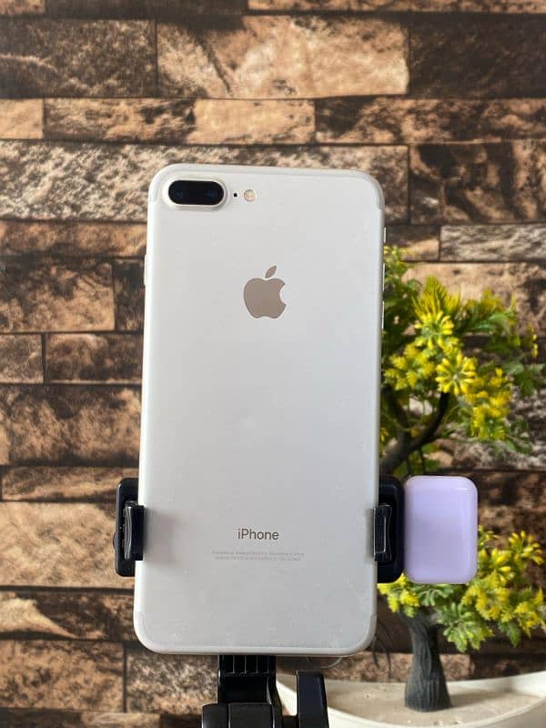 iphone 7 plus PTA Approved Totally Original ( 03209540820 ) 0