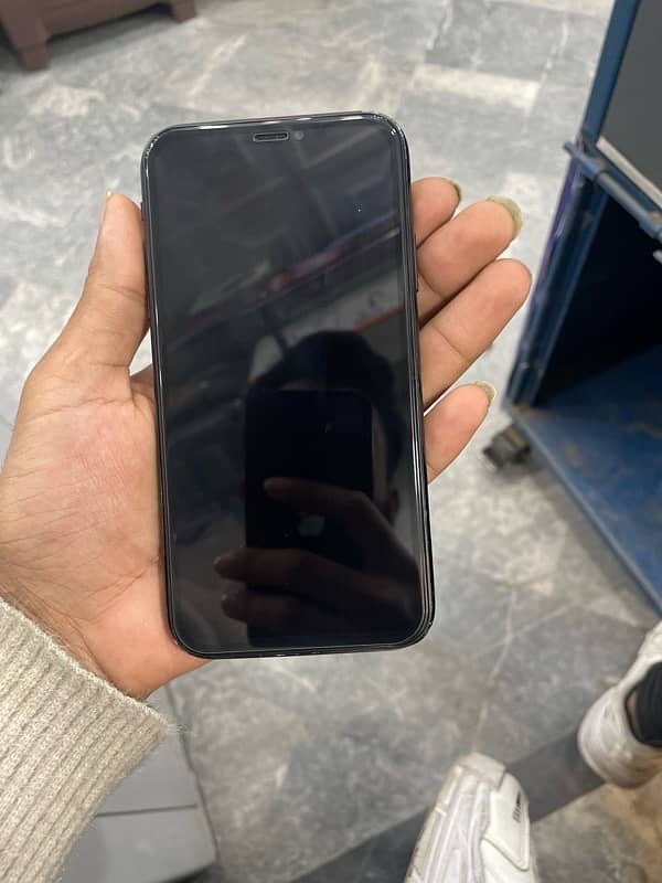 IPHONE Xr 64gb (JV) 3