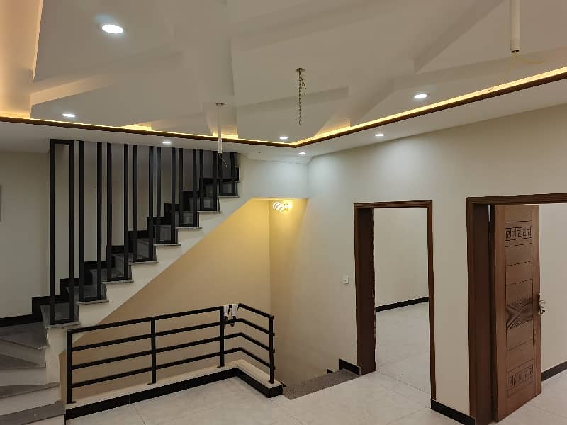 At Main Double 50 Fit Road, 5 Marla Brand New House For Sale In Nawab Town 17