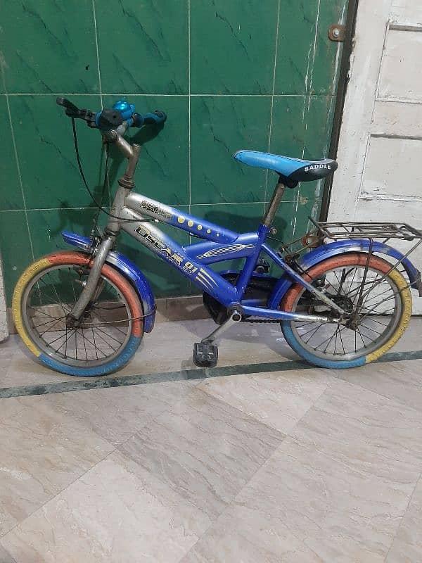 Bicycle for ages 4 to 10 0