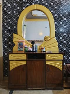 Wooden Dressing Table For Sale