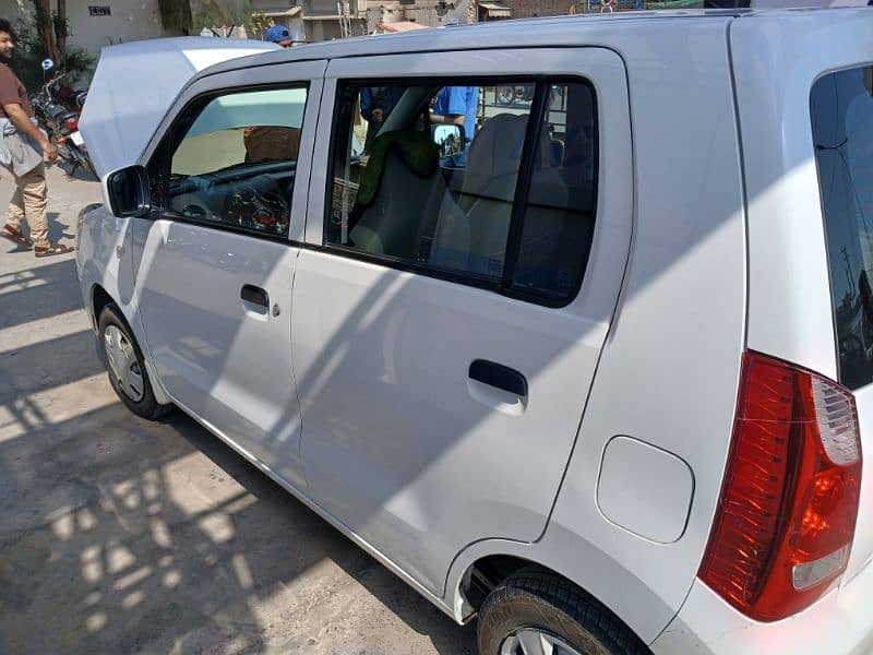 Suzuki Wagon R 2022 6