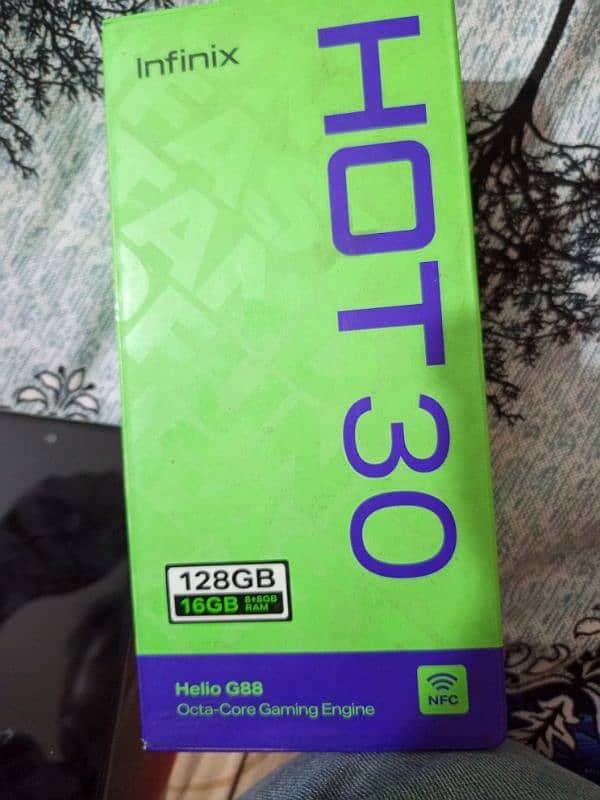 hot 30.12GB/128GB with box charger PTA official. 03082690223 8