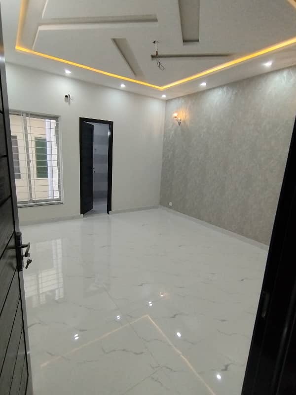 Adorable Triple Storey 10 Marla Brand New House For Sale In Nasheman Iqbal 2