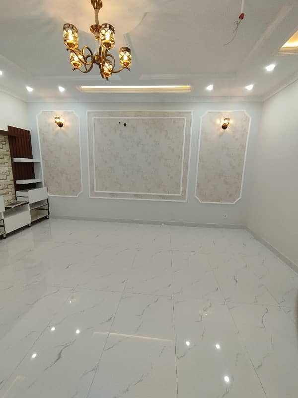 Adorable Triple Storey 10 Marla Brand New House For Sale In Nasheman Iqbal 15