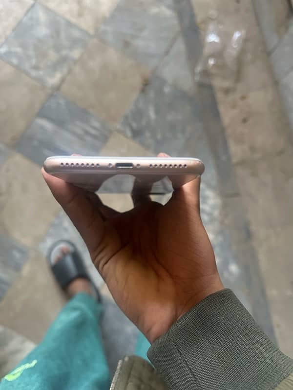 iphone 8 plus pta aproved 64 4