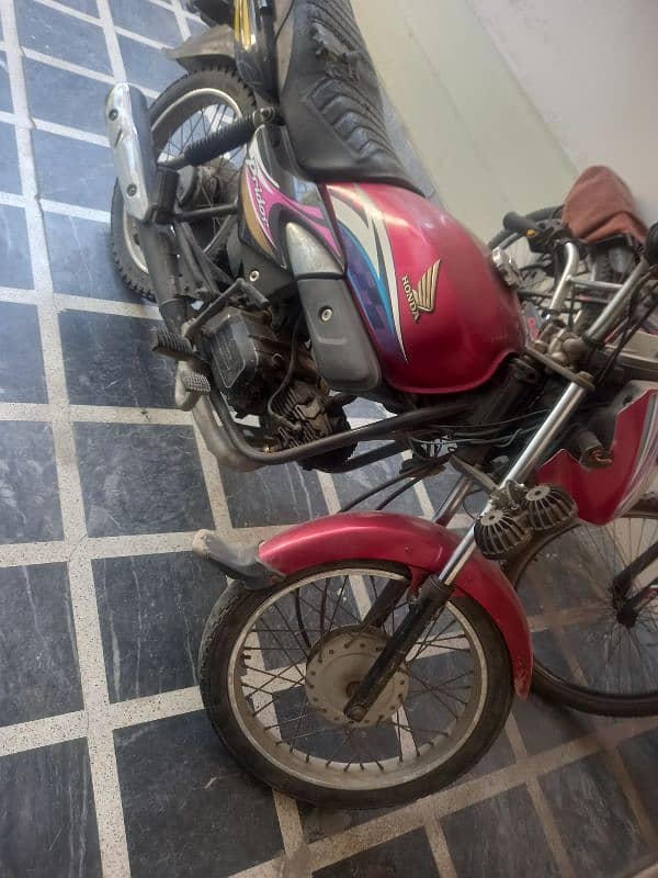 Honda CD100 Pridor Genioun Condition 8