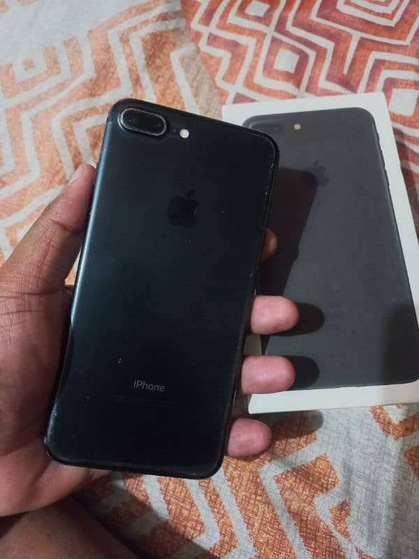 iphone 7plus 32gb pta approved 1