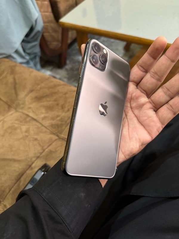 iPhone 11 pro max Pta approve 64gb 0