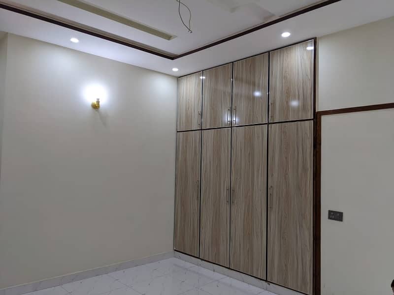 Brand New 1st Intery Full House For Rent With Real Pics Ready To Shift Near To Main Kahyban E Jumha Rood Double Kechin 23