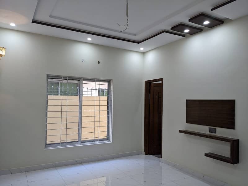 Brand New 1st Intery Full House For Rent With Real Pics Ready To Shift Near To Main Kahyban E Jumha Rood Double Kechin 24