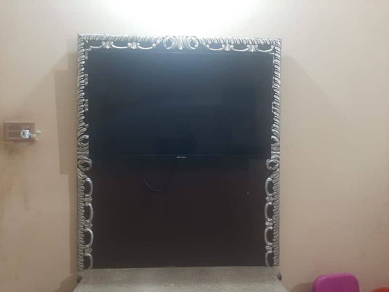 EcoStar LED 40 Inch for Sale . 0