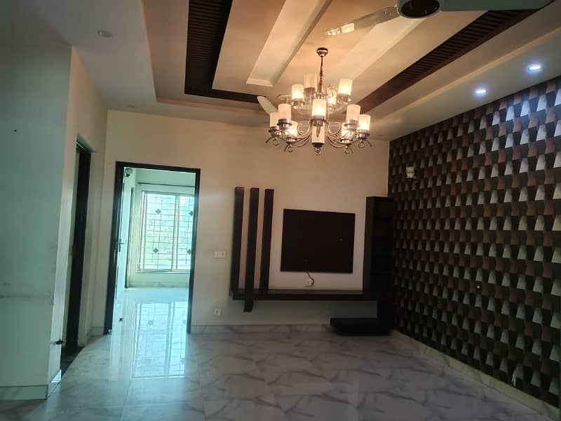 Brand New Type Portion For Rent On The 80 Fit Rood Near To Main Tareq Garden Park 7