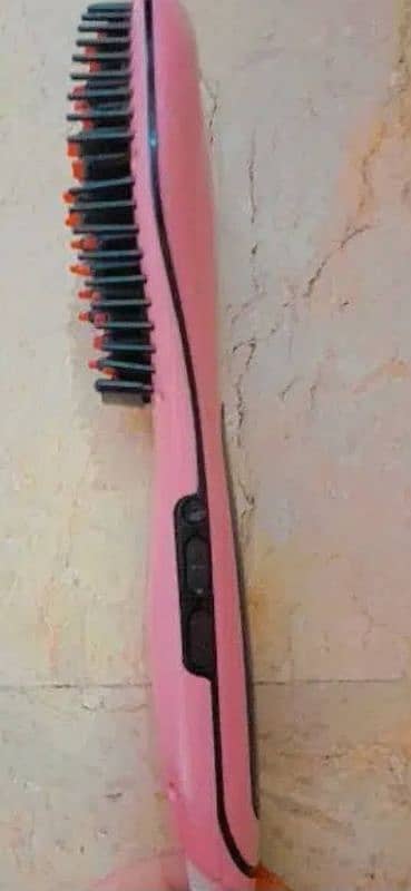 Hair brush straightening 1