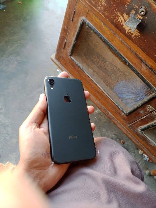 Iphone XR Condition 10/8.9 6