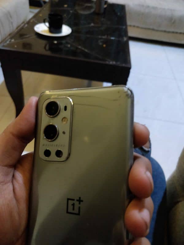 Oneplus 9 pro 5G global 12gb 256gb bought from USA sealed. read add plz 4