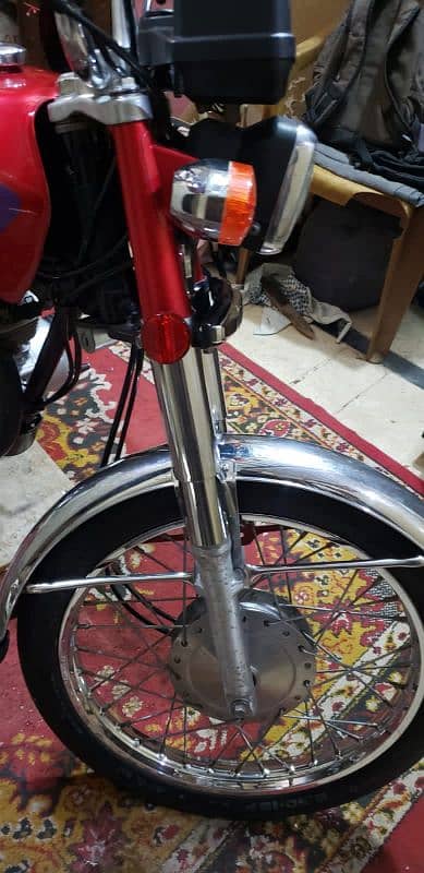 Honda 125 CG 2017 model for urgent sale 2