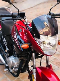 yamaha YBR 125 Red Beauty