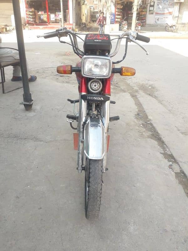 1990 model bike good condition no work need just buy and drive 3