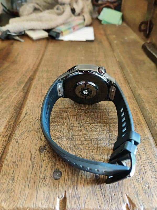 Huawei watch GT 5 Pro 46mm black 3