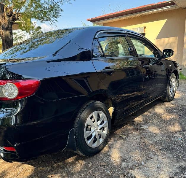 Toyota Corolla GLI 2013 5