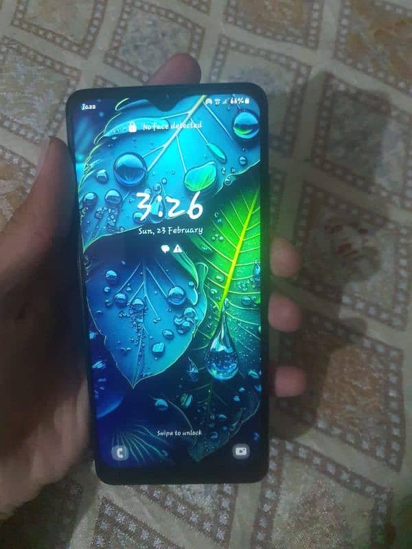 i am selling samsung a32 0