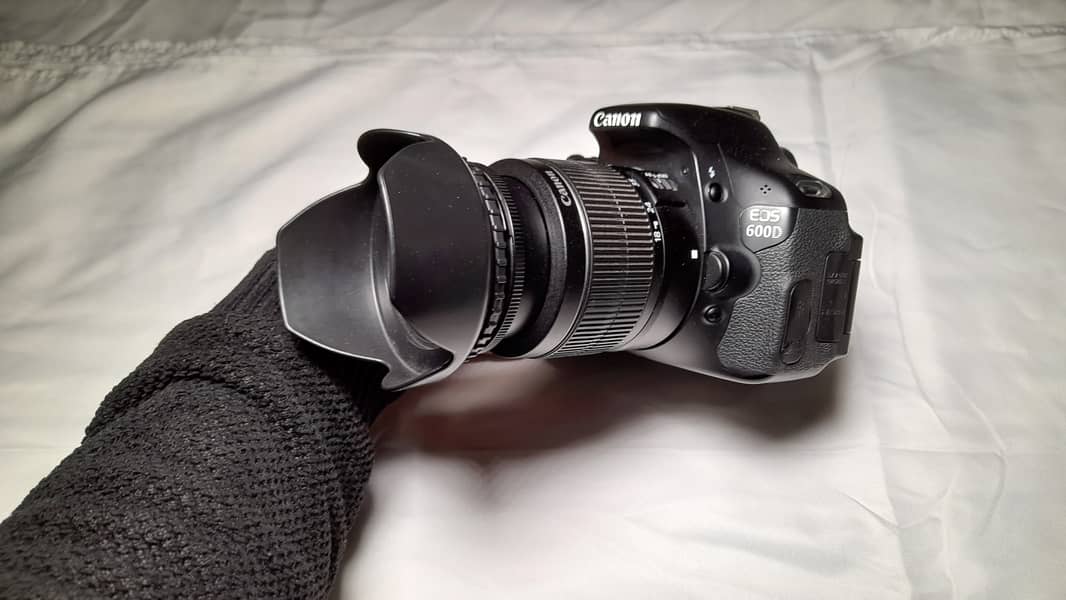 Canon 600D with Kit Lense (EF-S 18-55mm - 3.5 - 5.6 iii) 13